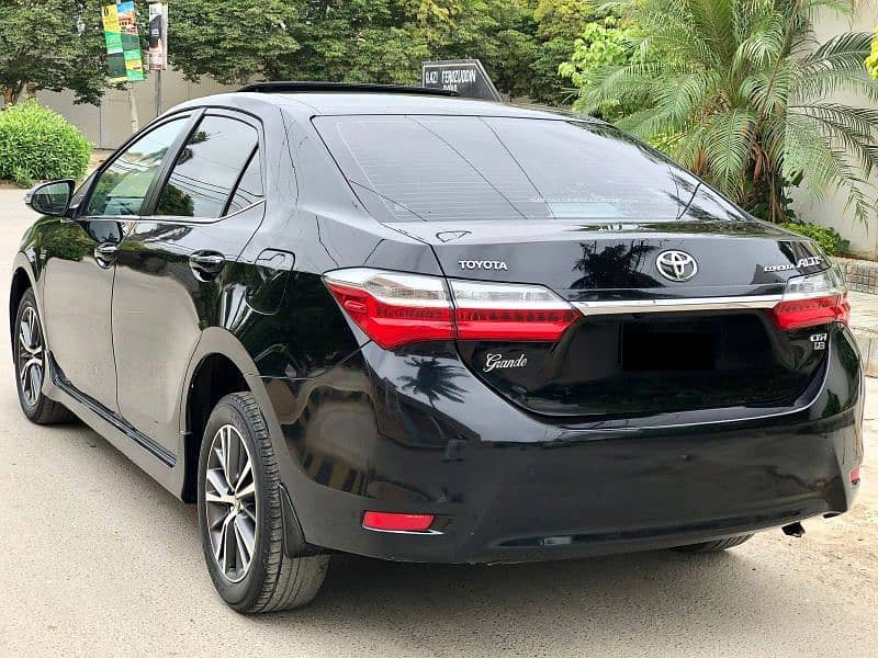 Toyota Altis Grande 2019 6