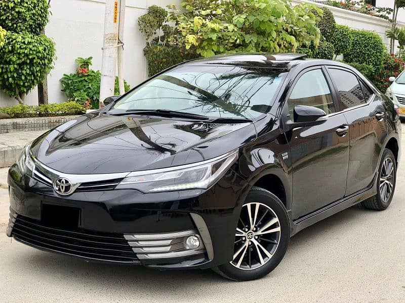 Toyota Altis Grande 2019 10