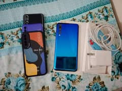 Huawei p20 pro. Urgent sell 10 by 10 condetion