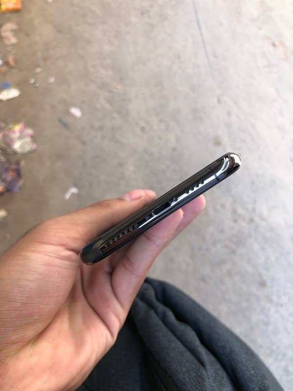 iPhone 11 Pro Max 256gb 03021409903 2