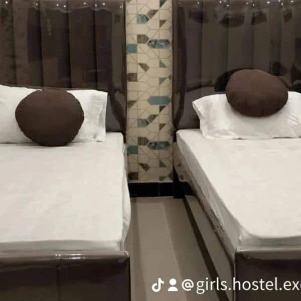 Girls hostel Executive air conditioning room Only for girls defence 9