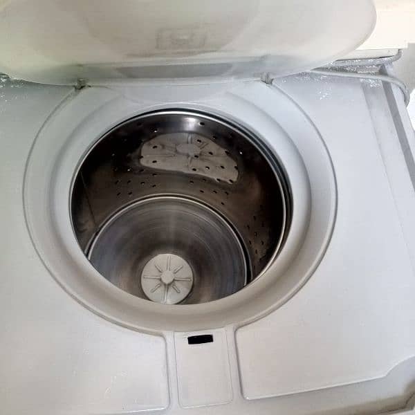 izone washing machine and spinner 3