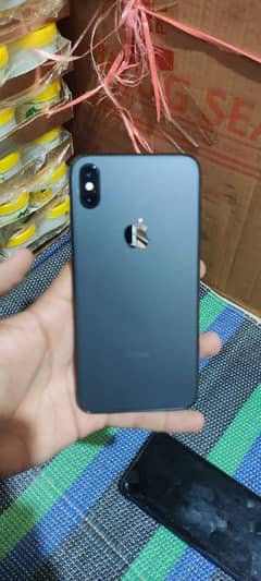 I phone xs max pta approved 10/10 condition 0