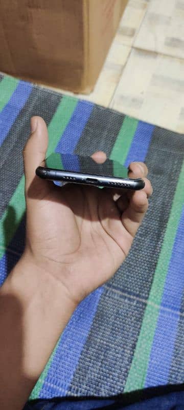 I phone xs max pta approved 10/10 condition 4