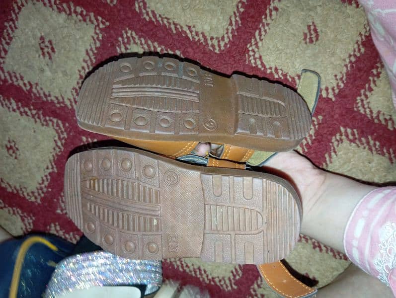 peshawari chappal 1