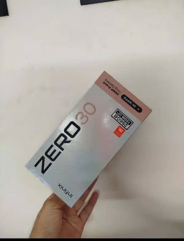 Infinix zero 30 8gb 256gb good condition complete Saman 3