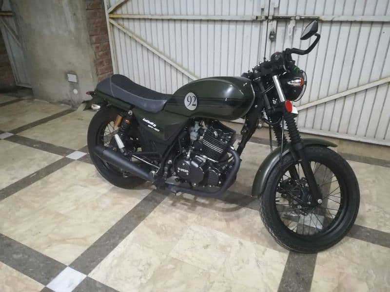 Hi Speed Infinity 150 Cafe Racer 1