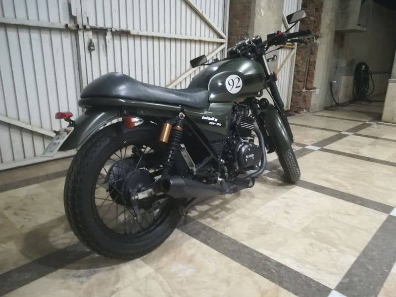 Hi Speed Infinity 150 Cafe Racer 2