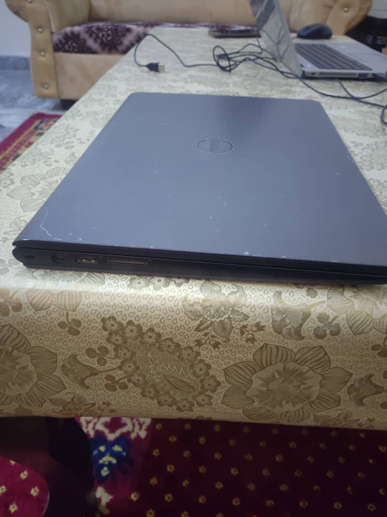 Dell latitude 3450 8 gb ram 128 SSD 4