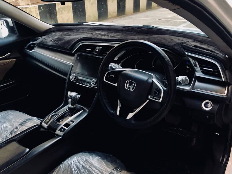 Honda Civic Oriel 2019 8