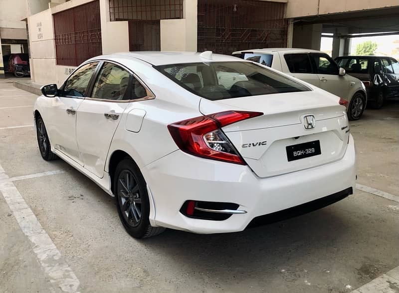 Honda Civic Oriel 2019 18