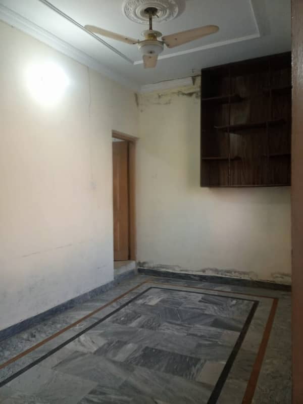 House for rent 4 Marla double story in Khanna dak near Sanam Chowk isb 4