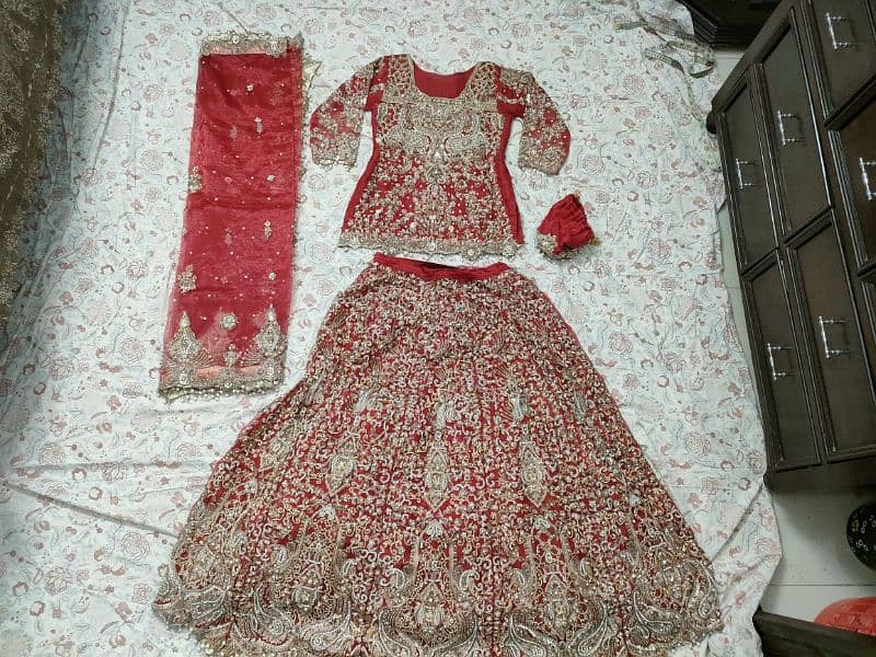 bridal lehnga 0