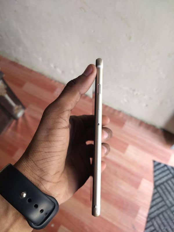 iPhone 6 plus 64gb official pta approved 2