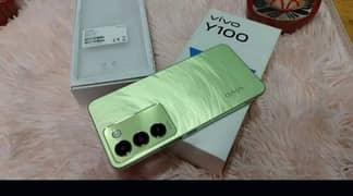 vivo y100 with charger with box 8+8/ 256 gb condition 10/10 2