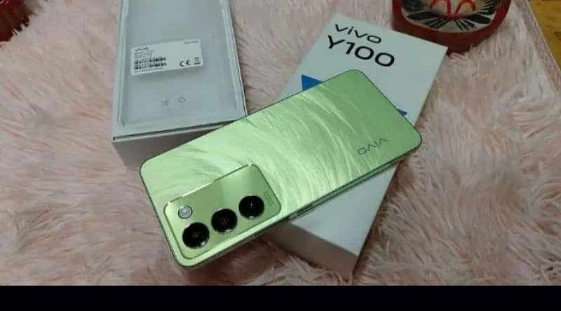 vivo y100 with charger with box 8+8/ 256 gb condition 10/10 2 0