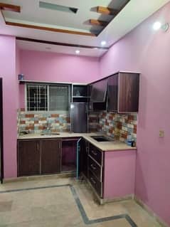 3 Marla 1st portion for Rent(madina Colony) 0