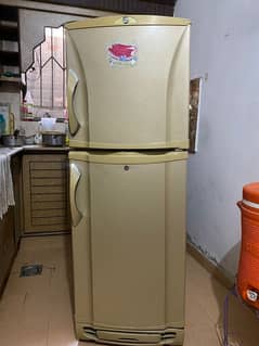 Pel fridge with staplizer