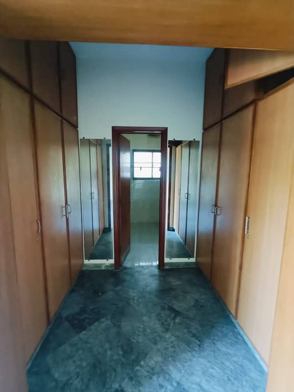 01 Kanal Beautifull House Available For Rent in DHA Lahore Cantt 19