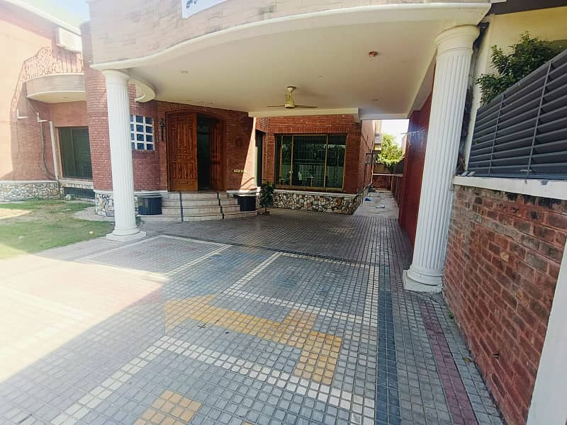 01 Kanal Beautifull House Available For Rent in DHA Lahore Cantt 28