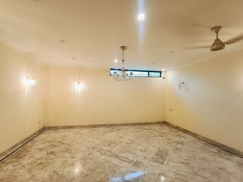 01 Kanal Beautifull House Available For Rent in DHA Lahore Cantt 30