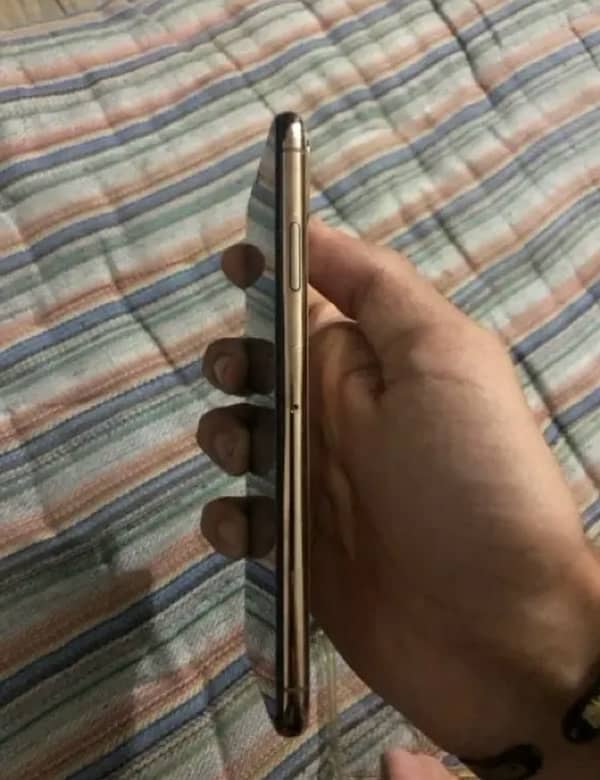 Iphone xs max PTA 1