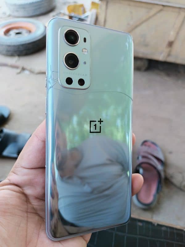 oneplus 9 pro 12 GB 256 GB Ok phone 6