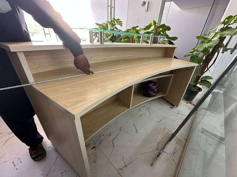 Reception Table / Counter/Desk 2