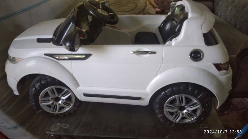 Kid Toy Car | White Colour | Condition 10/9 | Price Can be reduced 0