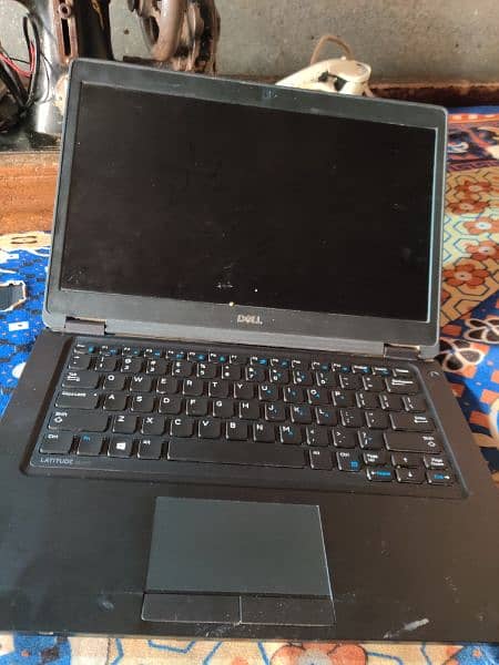 Dell i5 7th generation in very cheap price urgent sale 11