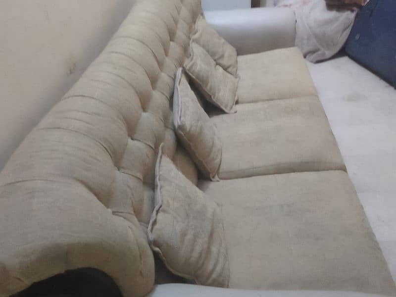 5 seater sofa 3