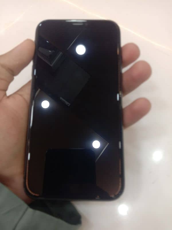 iphone 11 PTA 3