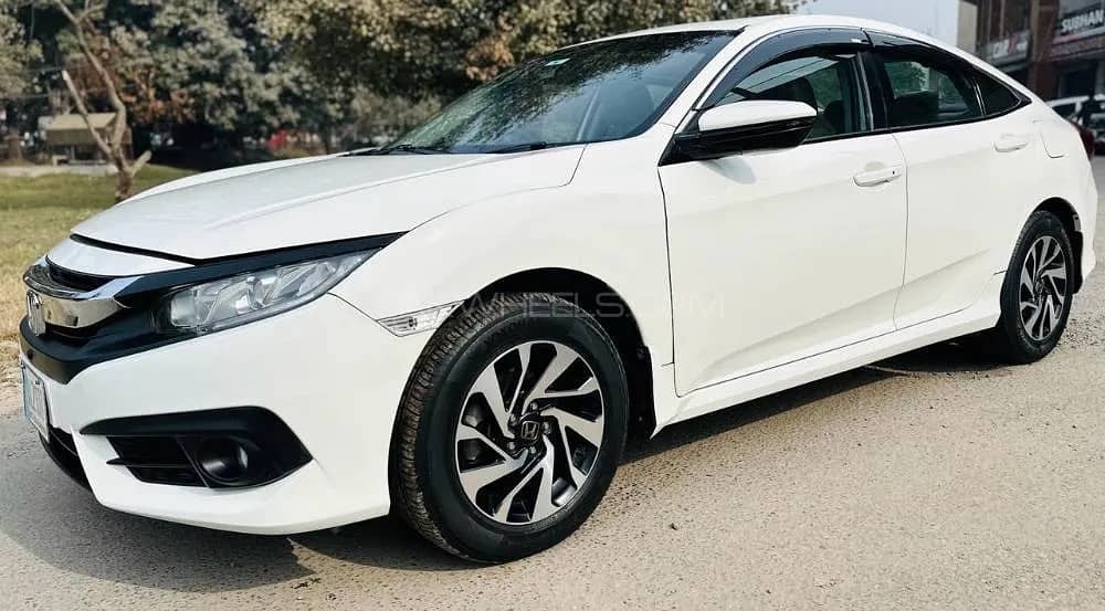 Honda Civic Oriel 2019 1.8 i-VTEC CVT / Civic 2019 7