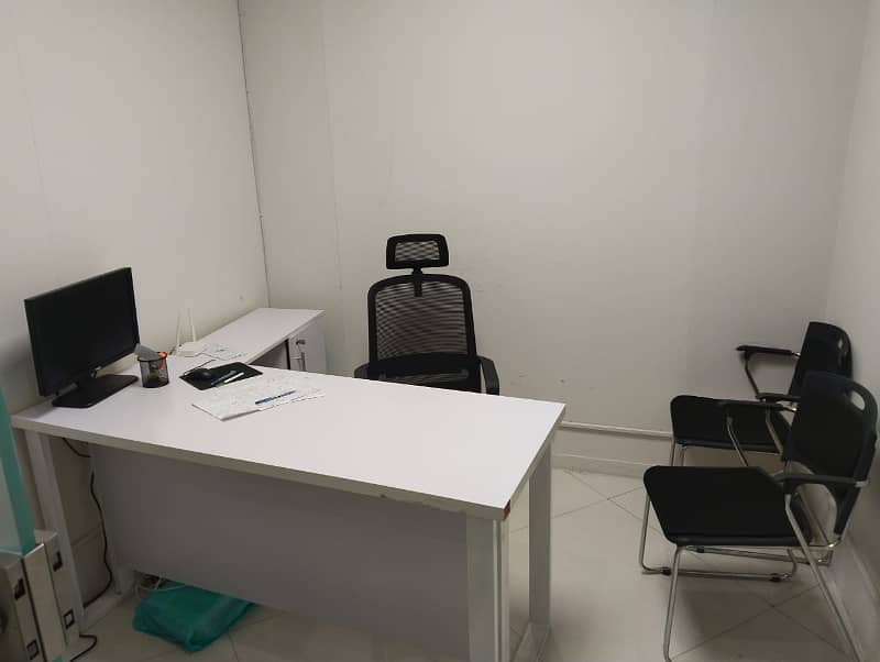 Fully independent furnished office for rent with services 10