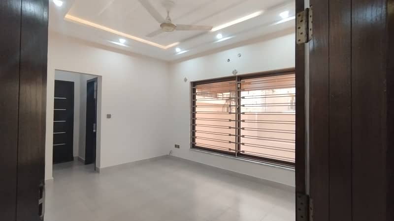 10 Marla, Corner House For Rent Sector C1 Bahria Enclave Islamabad 2