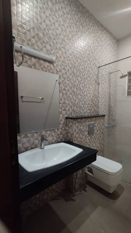 10 Marla, Corner House For Rent Sector C1 Bahria Enclave Islamabad 3