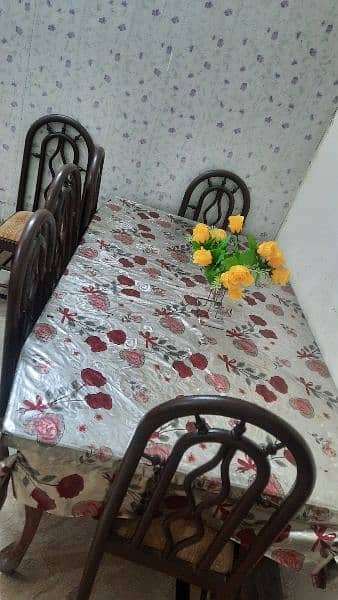 Dining table with 6 chairs 1