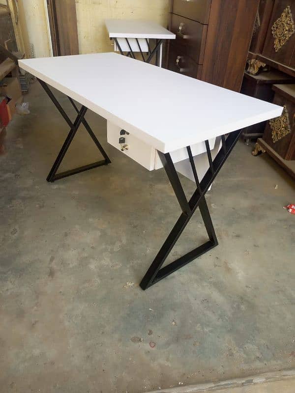 Gaming table|Computer table|Laptop table|Executive table|Study table 18