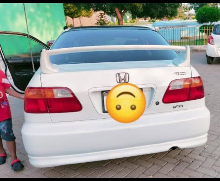 Honda Civic VTi 1999 4