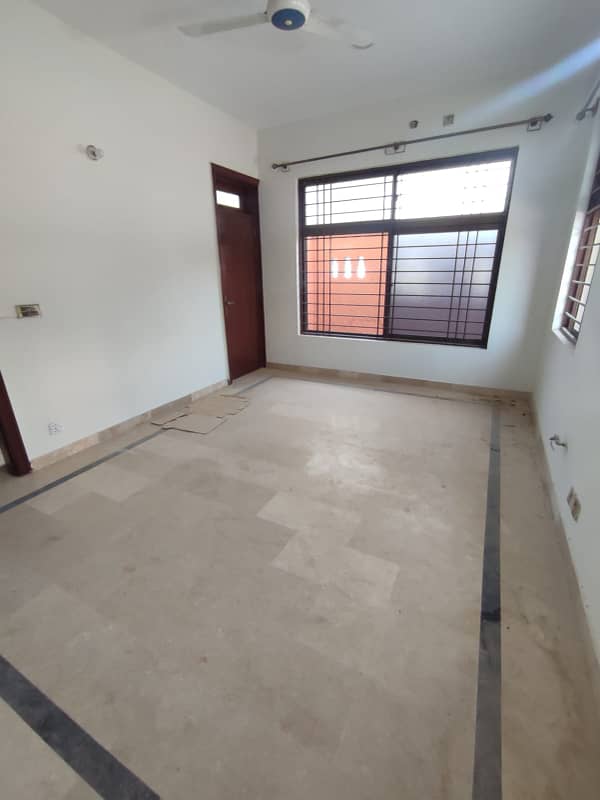 25*40 House available for Rent G-14/4 Real Pics 7