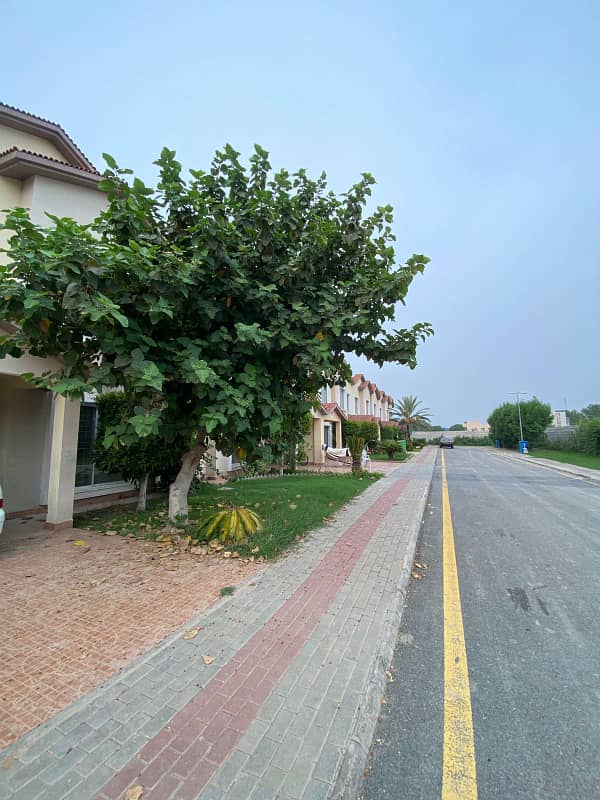 6.11 Marla Bahria Home For Sale In Quaid Block Sec-E Bahria Town Lahore, 1