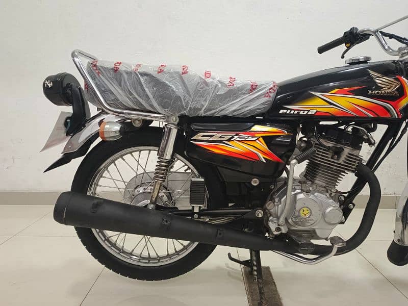 Honda CG 125 2021 Model 4