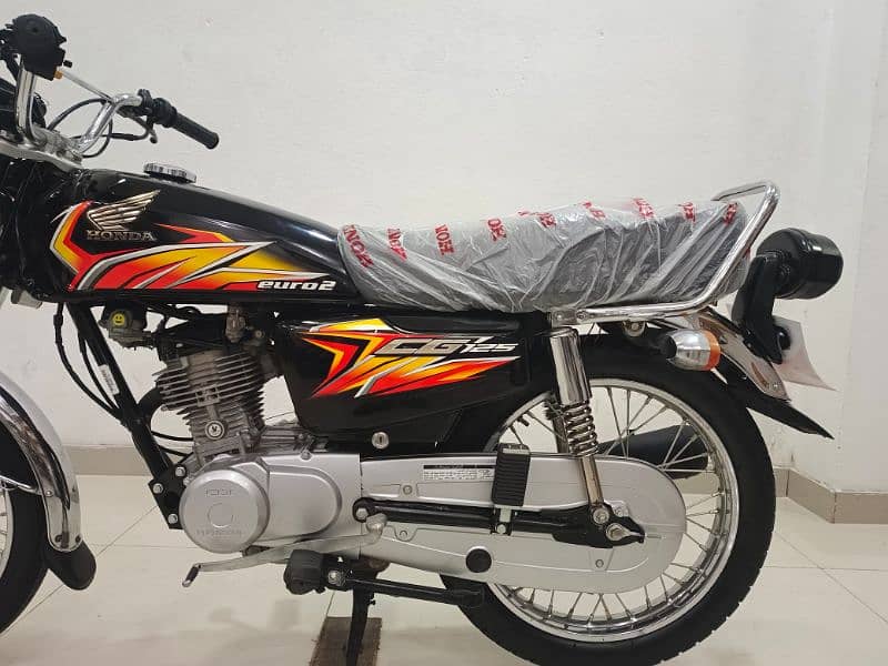 Honda CG 125 2021 Model 5