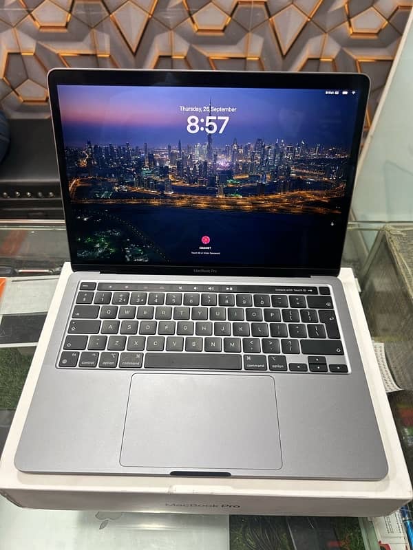 MacBook M3, M3 Pro, M3 Pro Max, M2 Pro, M2 Air, M1 Pro, M1 Air 18