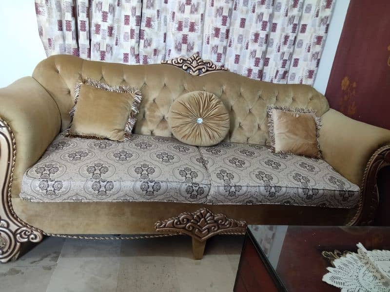 7 seater sofa set with table 4