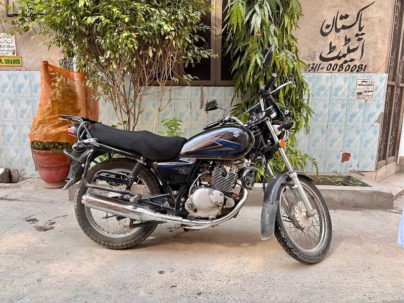 SUZUKI GS 150 | TRAVELLING BIKE | LUSH CONDITION 3