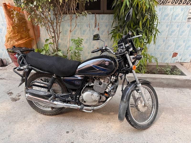 SUZUKI GS 150 | TRAVELLING BIKE | LUSH CONDITION 4