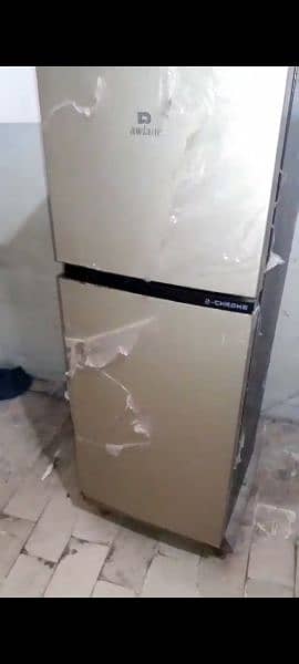 dowlance fridge for sale 1