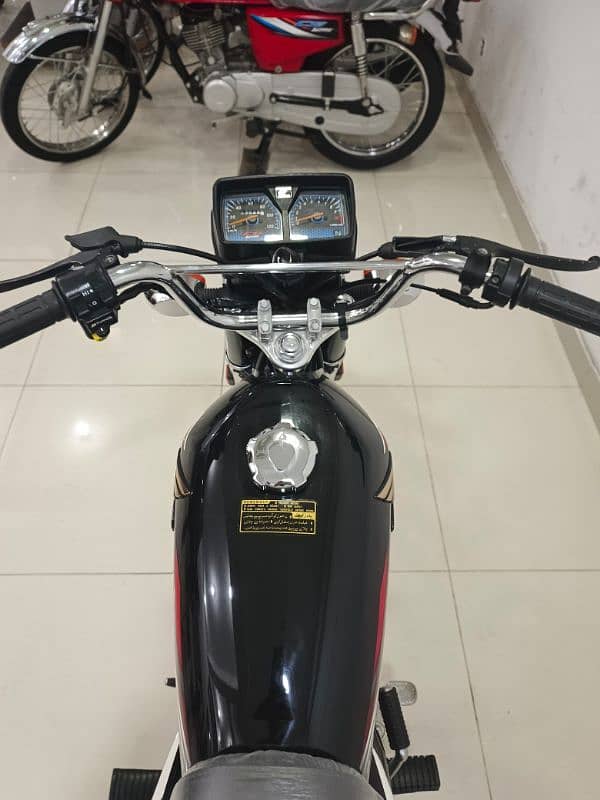 Honda CG 125 2024 Model 3