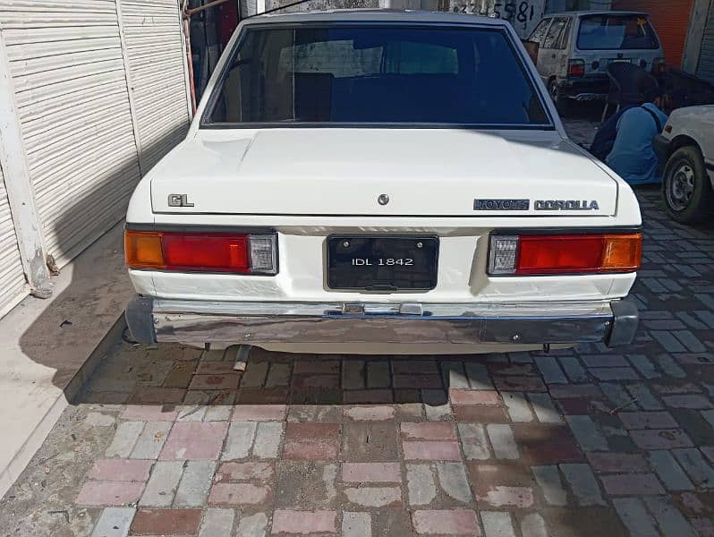 Toyota Corolla 2.0 D 1982 6